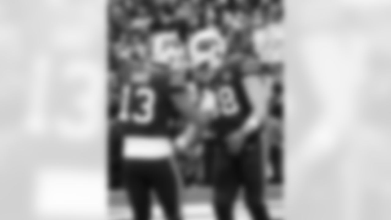 Buffalo Bills vs New England Patriots, Week 18, January 8, 2023 at Highmark Stadium.