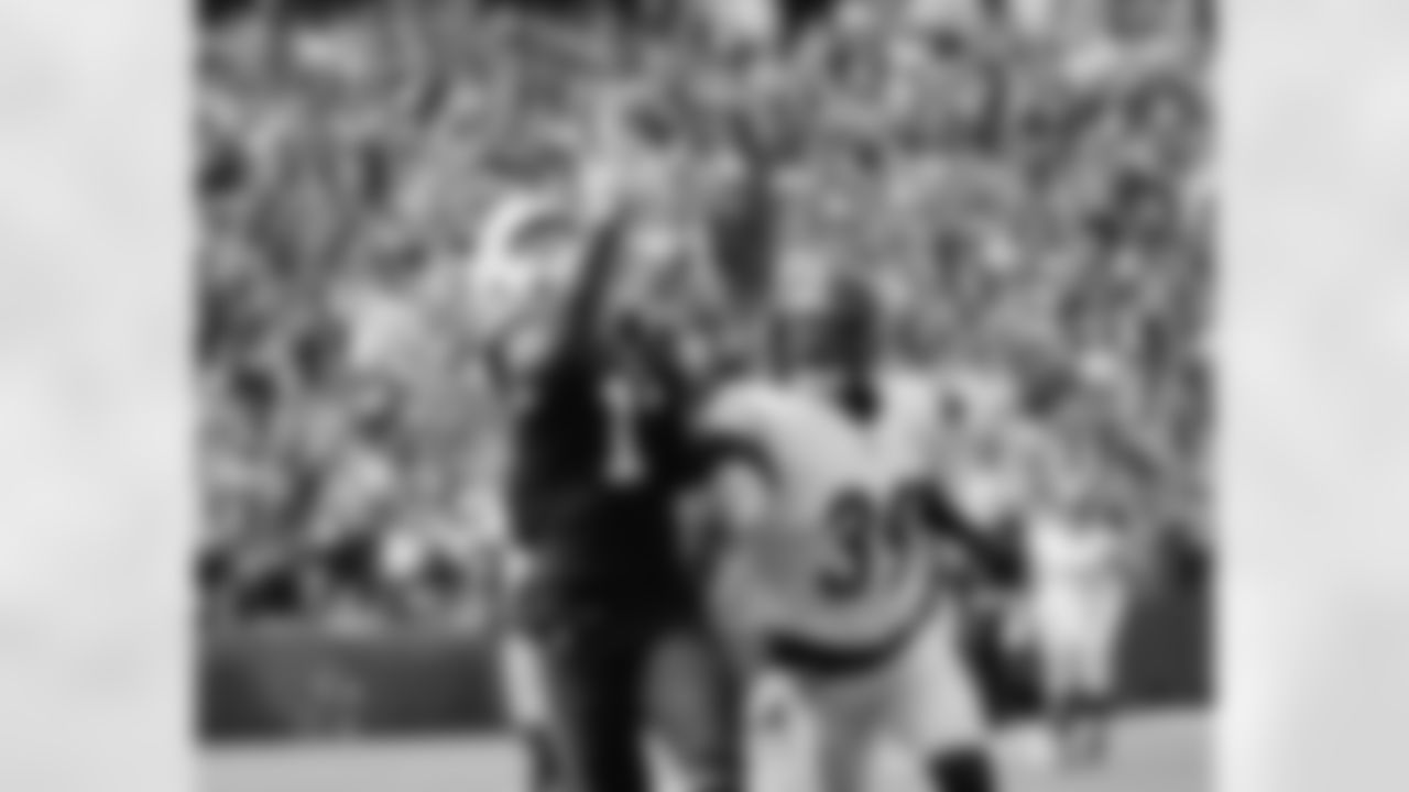 Josh Allen to Gabe Davis 62 yard touchdown pass. Buffalo Bills vs Pittsburgh Steelers, Week 5, October 9, 2022 at Highmark Stadium.