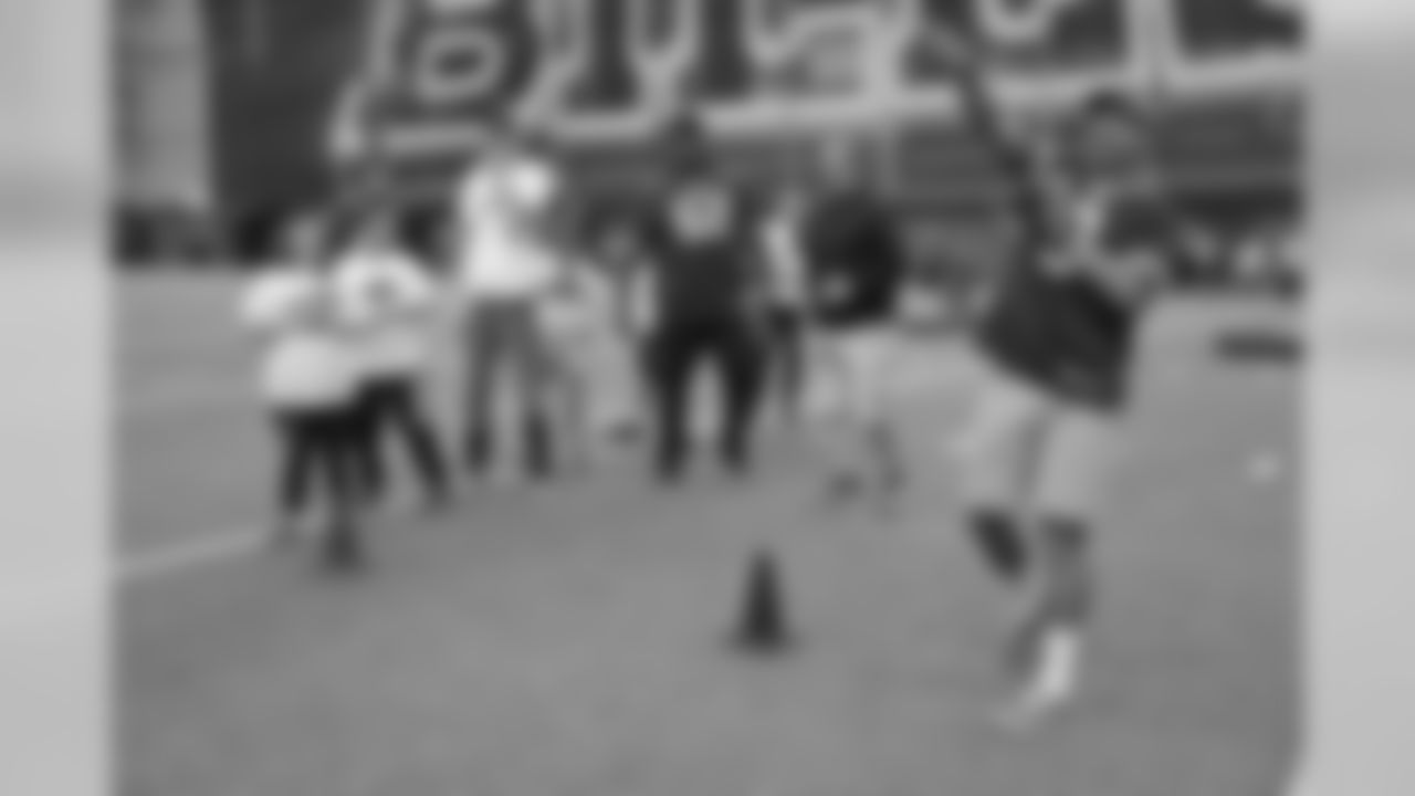Buffalo Bills Special Olympics Flag Football, ADPRO Sports Training Center, November 5, 2019. Photo by Sara Schmidle