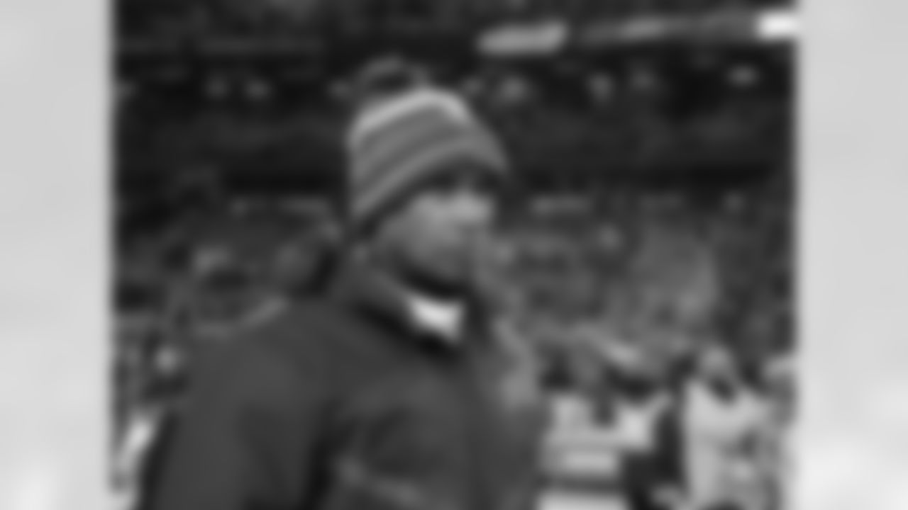 Leslie Frazier Buffalo Bills vs New England Patriots - Wild Card Playoff game at Highmark Stadium, January 15, 2022. Photo by Bill Wippert