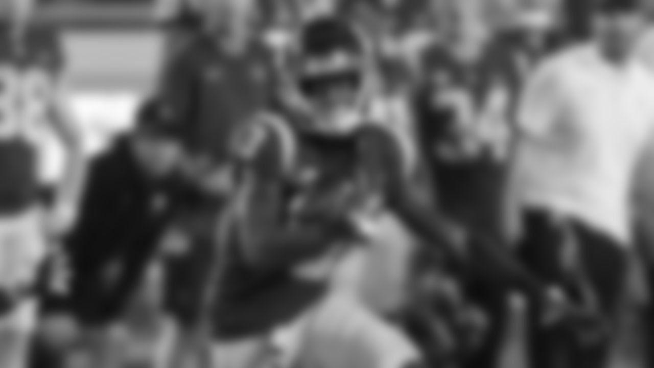 USC WR Jordan Addison
Danny Kelly (The Ringer): If the Bills are going to get over the hump in the AFC, Josh Allen needs more firepower around him. Grabbing Addison here is a great start. The former Pitt and USC star is such a three-level target with savvy route-running skills and run-after-the-catch talent. He's a perfect complement to Stefon Diggs and Gabriel Davis.