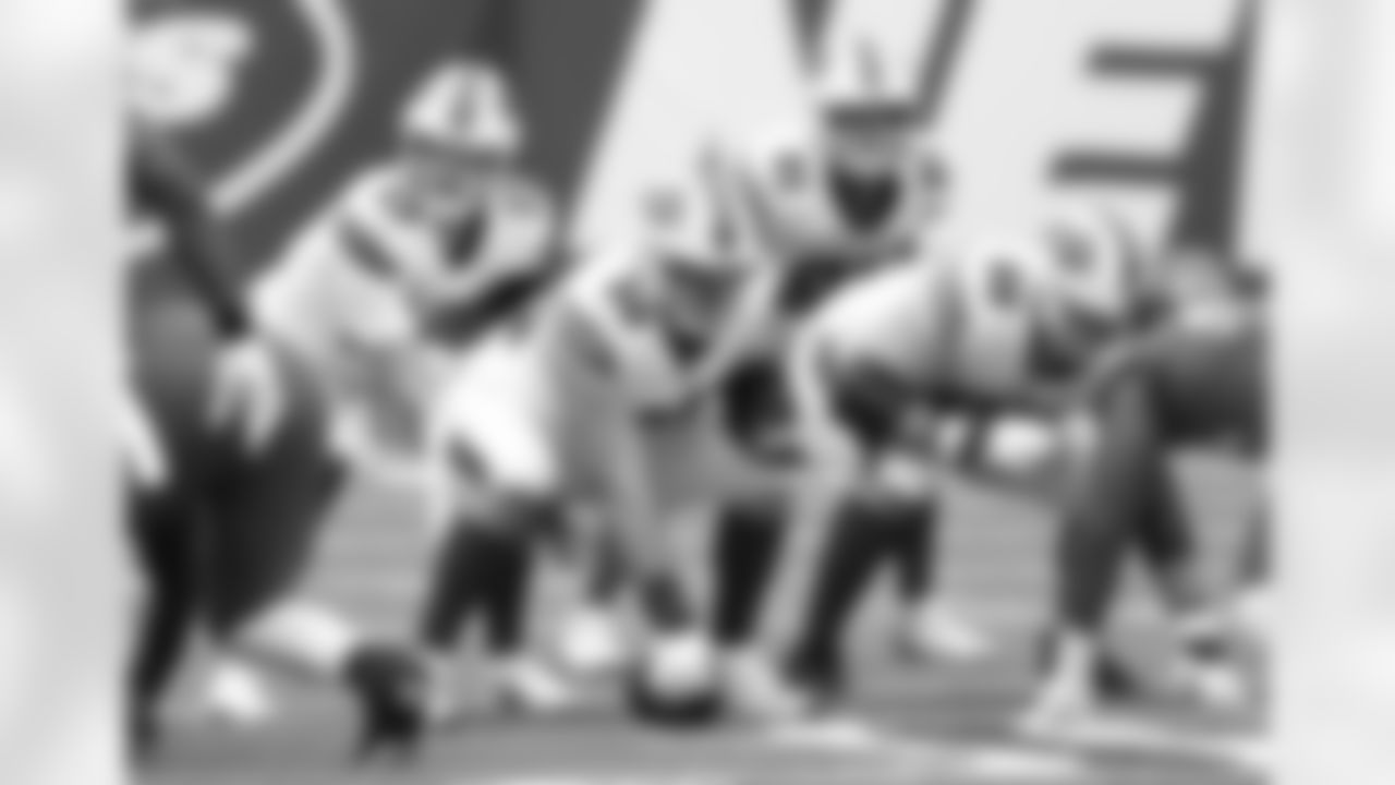 Josh Allen (17), Mitch Morse (60), Tyler Kroft (81), and Ike Boettger (65) Buffalo Bills vs New York Jets, October 25, 2020 at MetLife Stadium.
Photo by Bill Wippert