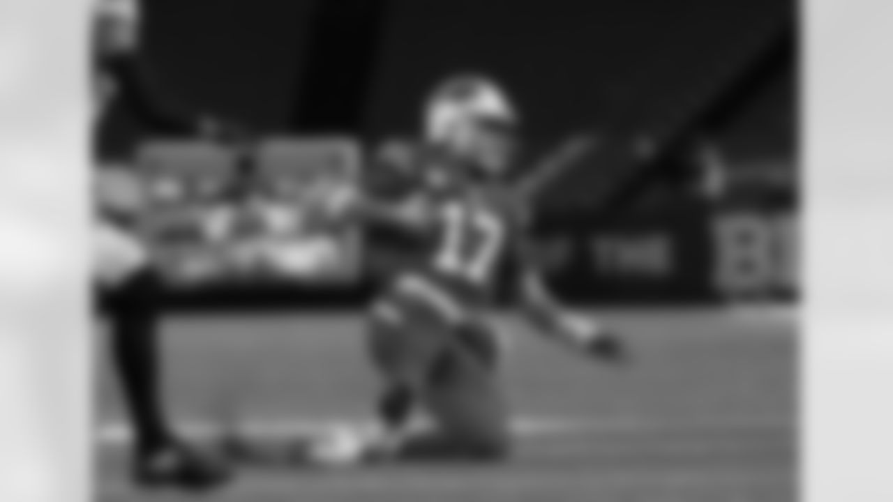 Josh Allen (17) Buffalo Bills vs Pittsburgh Steelers, December 13, 2020 at Bills Stadium.
Photo by Bill Wippert