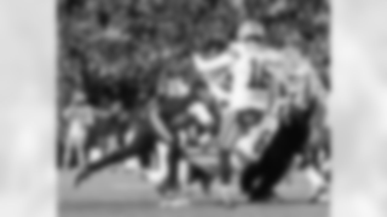 Buffalo Bills vs Green Bay Packers, Week 8, October 30, 2022 at Highmark Stadium.