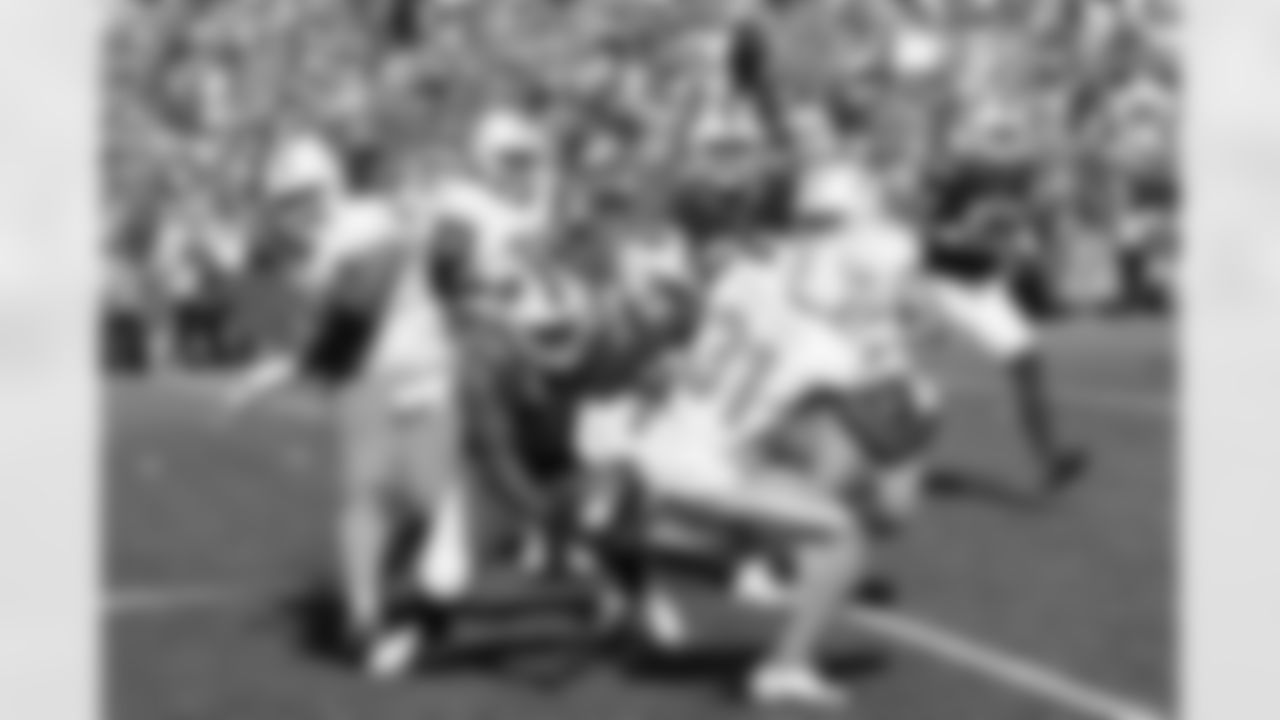 Buffalo Bills vs Miami Dolphins, Regular Season, October 01, 2023 at Highmark Stadium.