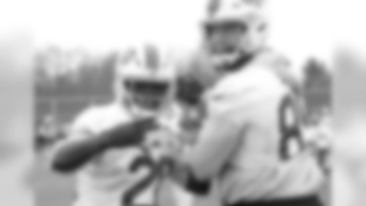 Buffalo Bills practice at One Bills Drive, November 6, 2019. Photo by Sara Schmidle