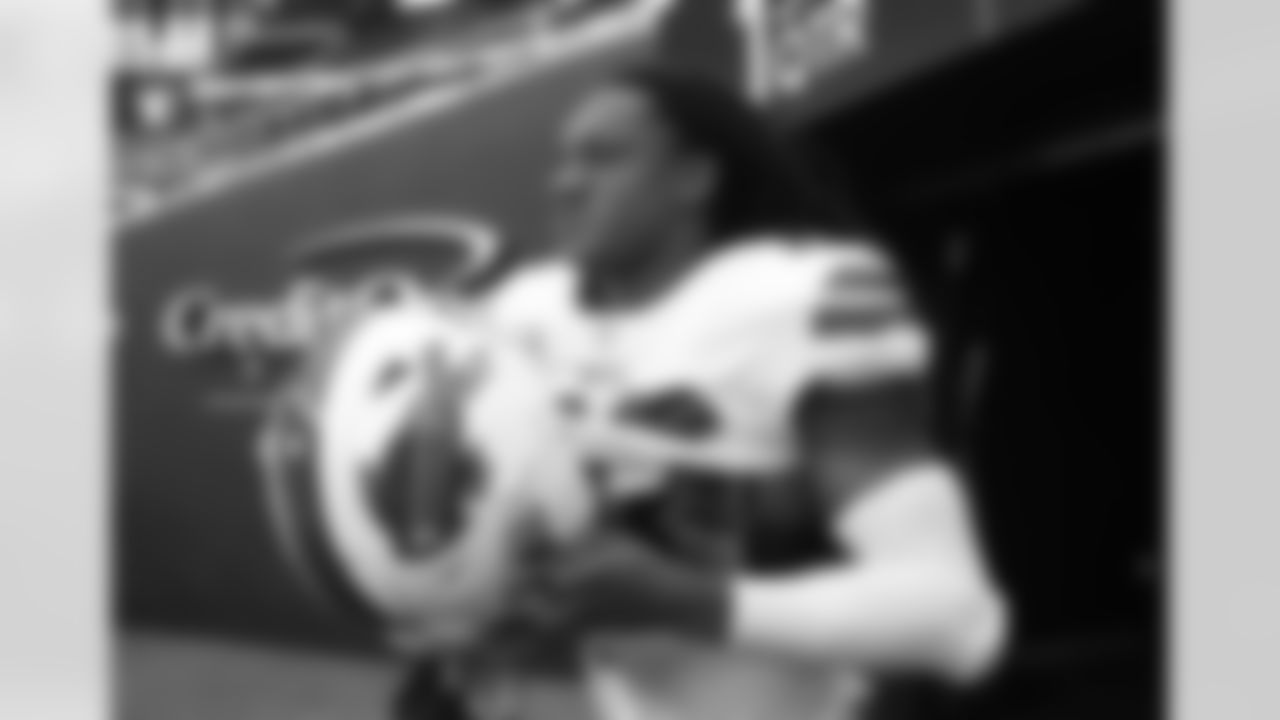 Tremaine Edmunds (49) Buffalo Bills vs Las Vegas Raiders, October 4, 2020 at Allegiant Stadium.
Photo by Bill Wippert