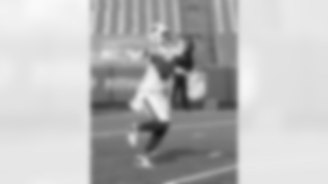 Andre Roberts (18) kick return. Buffalo Bills vs Los Angeles Chargers, November 29, 2020 at Bills Stadium.
Photo by Bill Wippert