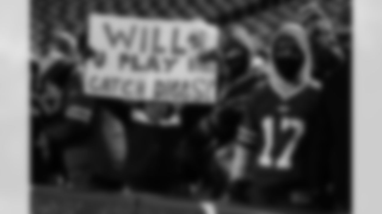 Buffalo Bills vs New England Patriots at Highmark Stadium, December 06, 2021. Photo by Ben Green