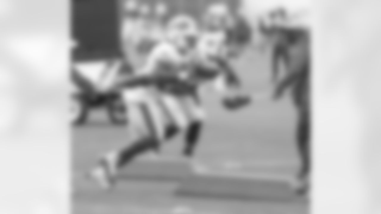 Zack Moss (20). Buffalo Bills Week 5 practice, October 6, 2021. Photo by Bill Wippert
