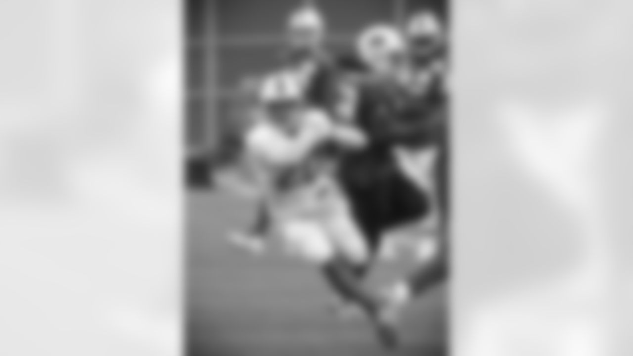 Zack Moss (20). Buffalo Bills Week 12 practice, November 24, 2020.
Photo by Bill Wippert