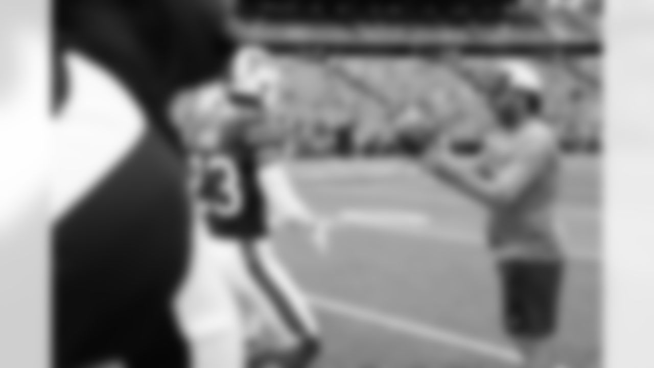 Buffalo Bills vs Las Vegas Raiders, Regular Season, September 17, 2023 at Highmark Stadium.