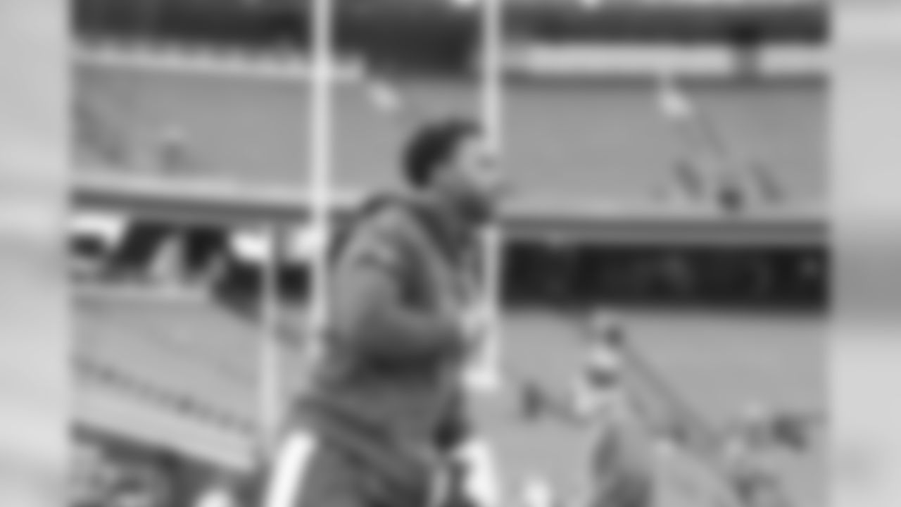QB Tyrod Taylor (No. 5)