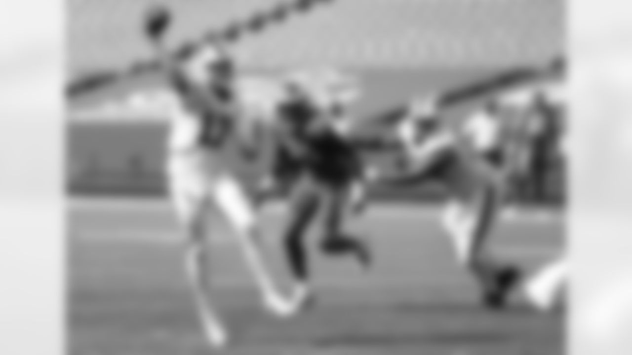 Josh Allen (17) pass Buffalo Bills vs Los Angeles Rams, September 27, 2020 at Bills Stadium.
Photo by Sara Schmidle