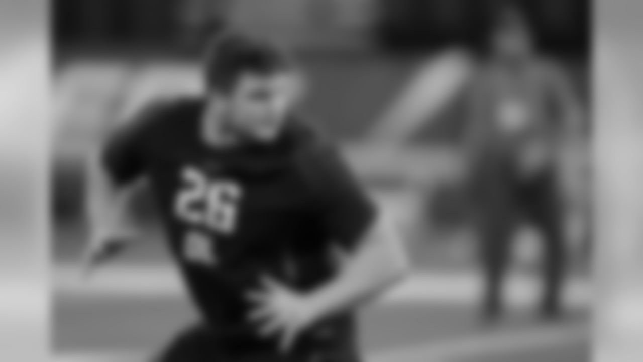 Measured at 6-5, 329 pounds. Recorded 35 reps on the bench press, a 105-inch broad jump and 7.65 3-cone drill.
