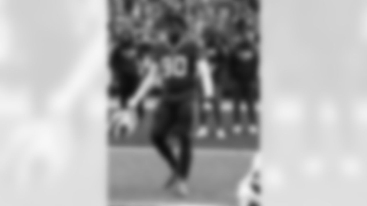 Buffalo Bills vs Pittsburgh Steelers, Week 5, October 9, 2022 at Highmark Stadium.