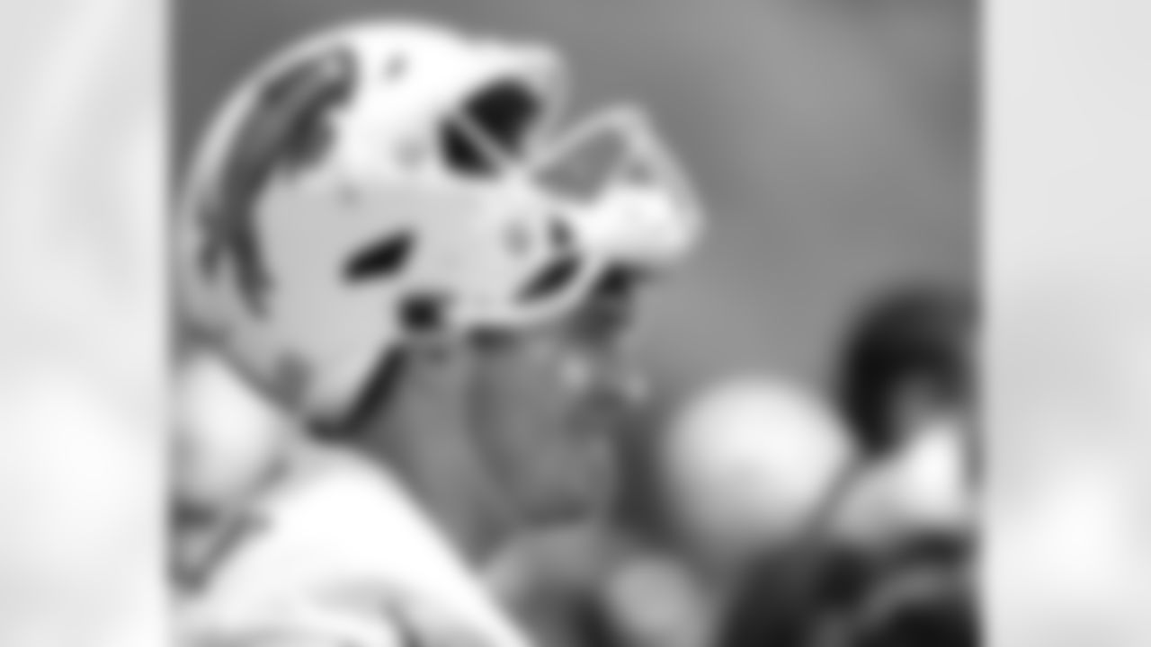 Dalton Kincaid (86). Buffalo Bills Organized Team Activity, May 30, 2023 at One Bills Drive.