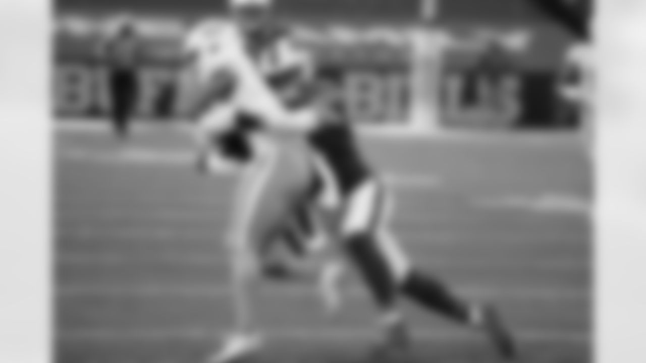 A.J. Klein (54) Buffalo Bills vs Miami Dolphins, January 3, 2021 at Bills Stadium.
Photo by Bill Wippert
