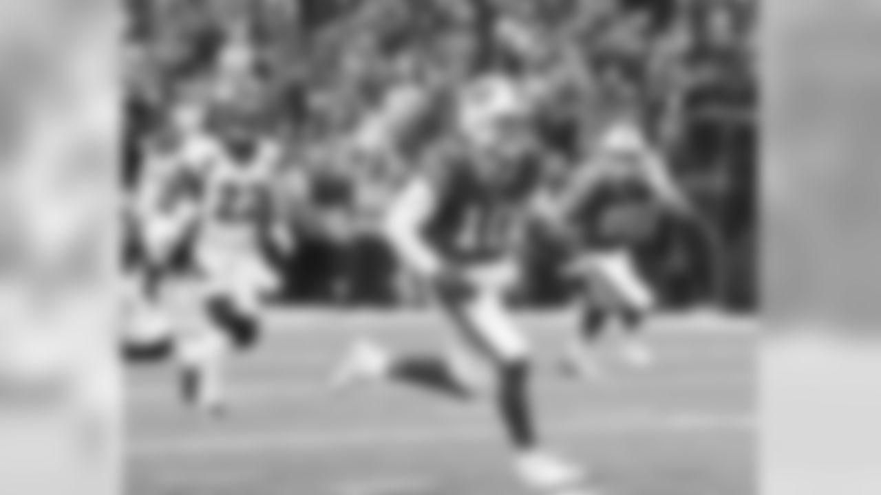 Buffalo Bills wide receiver Cole Beasley (10) touchdown Buffalo Bills vs Denver Broncos, November 24, 2019 at New Era Field.
Photo by Bill Wippert