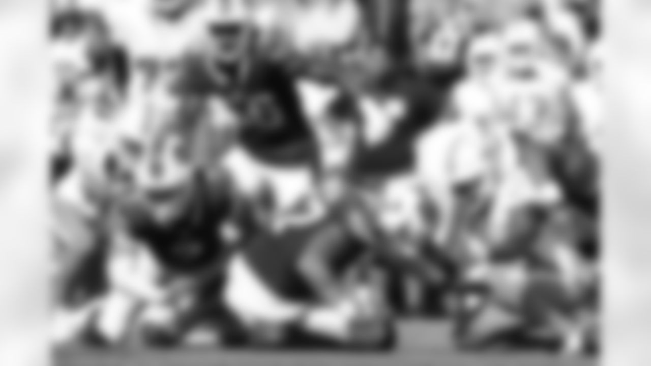 Buffalo Bills vs Miami Dolphins, Regular Season, October 01, 2023 at Highmark Stadium.