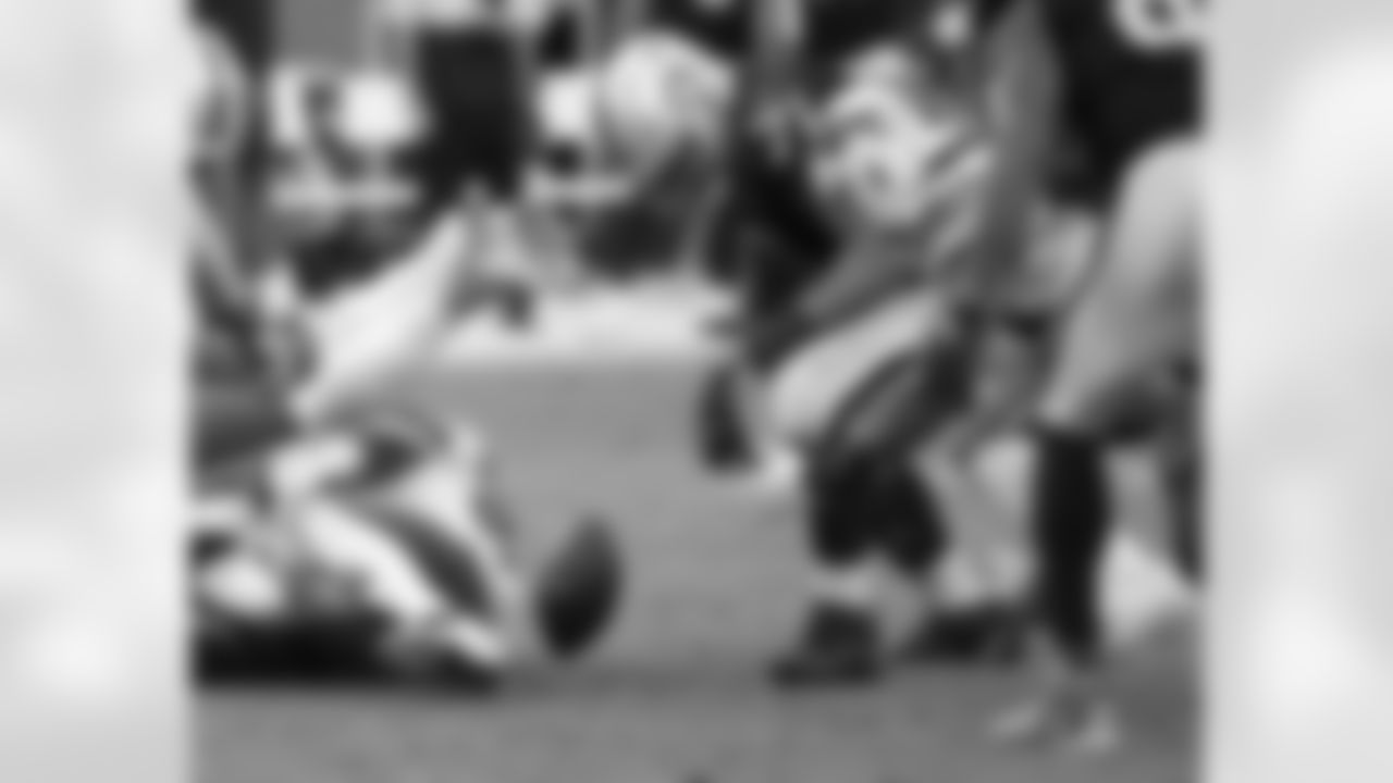 Buffalo Bills vs Las Vegas Raiders, October 4, 2020 at Allegiant Stadium.
Photo by Bill Wippert
