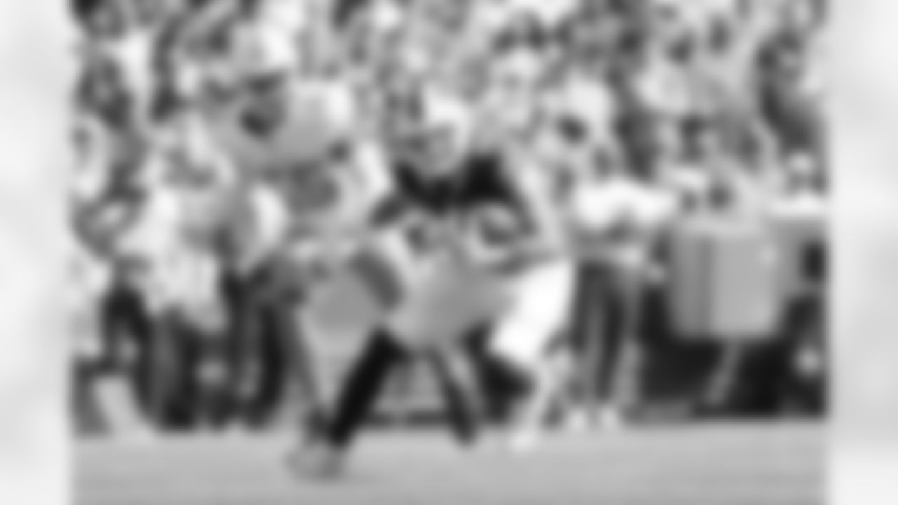 Buffalo Bills vs Miami Dolphins, Regular Season, October 01, 2023 at Highmark Stadium.