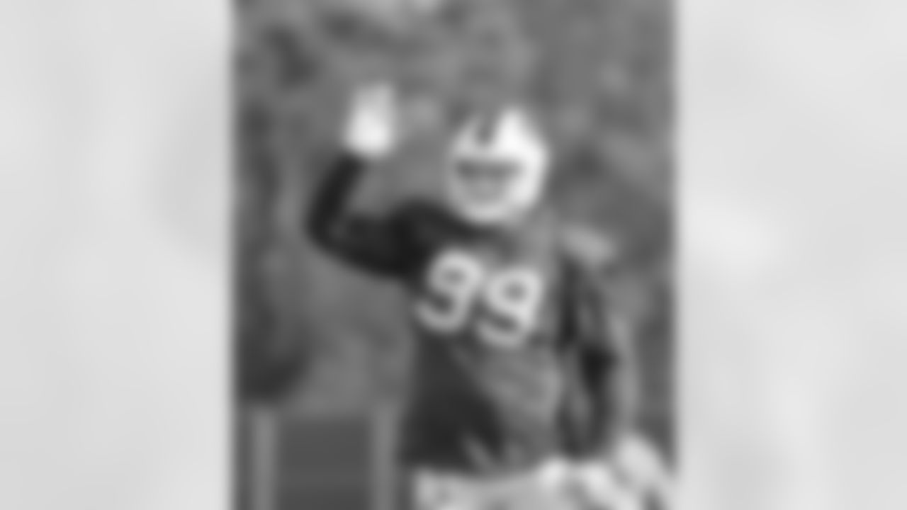 Harrison Phillips (99). Buffalo Bills Week 10 practice, November 10, 2021. Photo by Bill Wippert