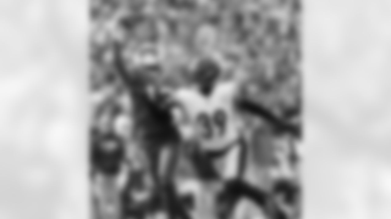 Gabe Davis (13) TD. Buffalo Bills vs Pittsburgh Steelers, Week 5, October 9, 2022 at Highmark Stadium.