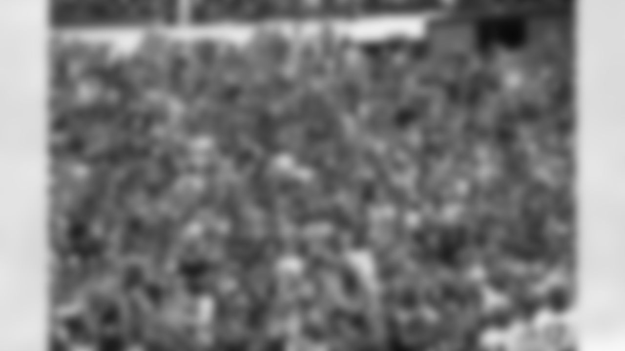 Buffalo Bills vs Pittsburgh Steelers at Highmark Stadium, September 12, 2021. Photo by Bill Wippert
