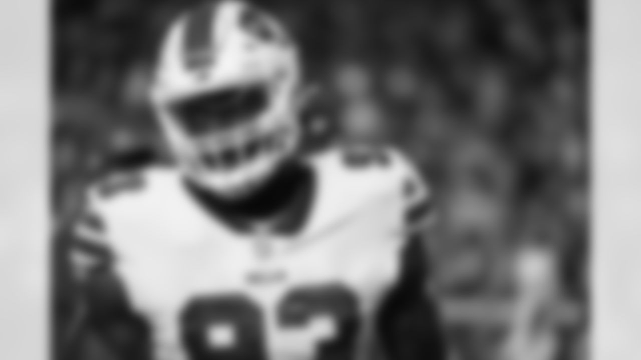 Efe Obada (93). Buffalo Bills vs Kansas City Chiefs at Arrowhead Stadium, October 10, 2021.
Photo by Craig Melvin
