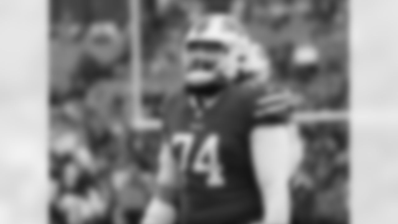 Cody Ford (74) Buffalo Bills vs Indianapolis Colts at Highmark Stadium on November 21, 2021.
Photo by Craig Melvin