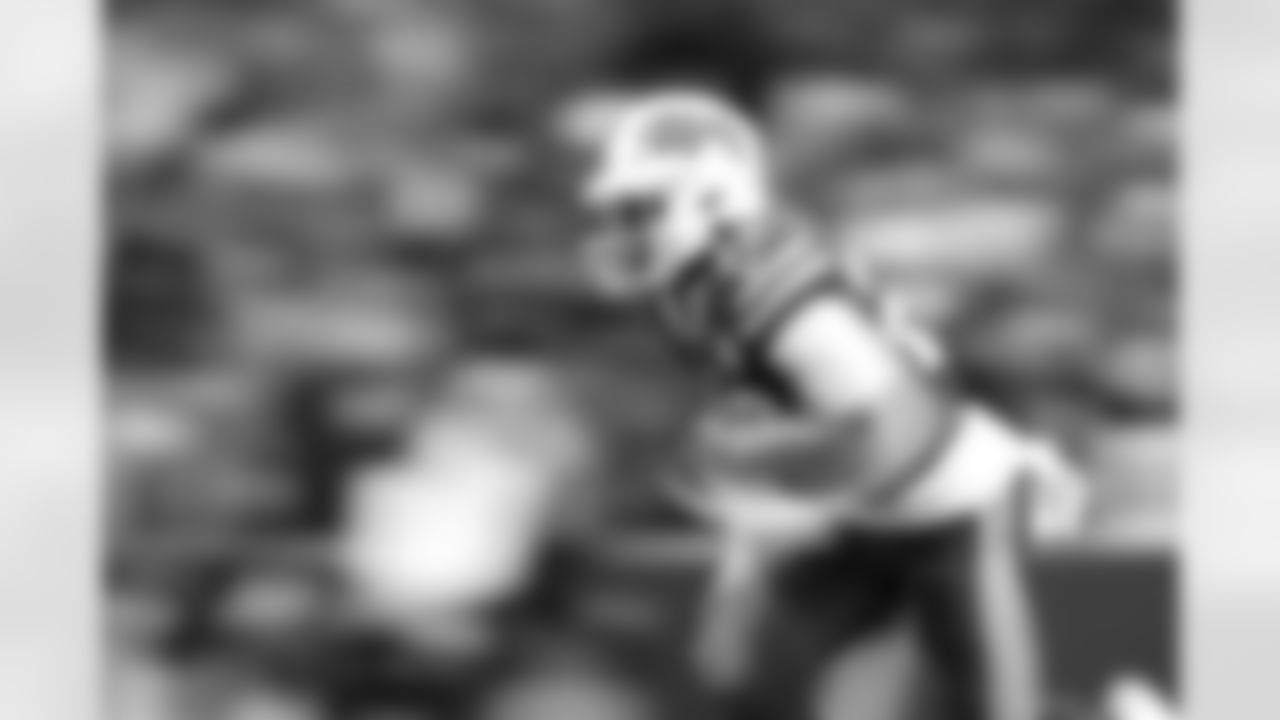 Buffalo Bills vs New England Patriots, Week 18, January 8, 2023 at Highmark Stadium.