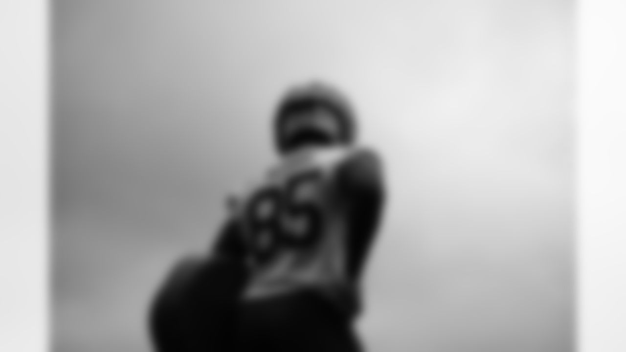 Quintin Morris (85). Buffalo Bills Training Camp at One Bills Drive, August 22, 2022. Photo by Ben Green
