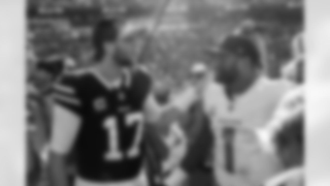 Buffalo Bills vs Miami Dolphins, Regular Season, October 01, 2023 at Highmark Stadium.