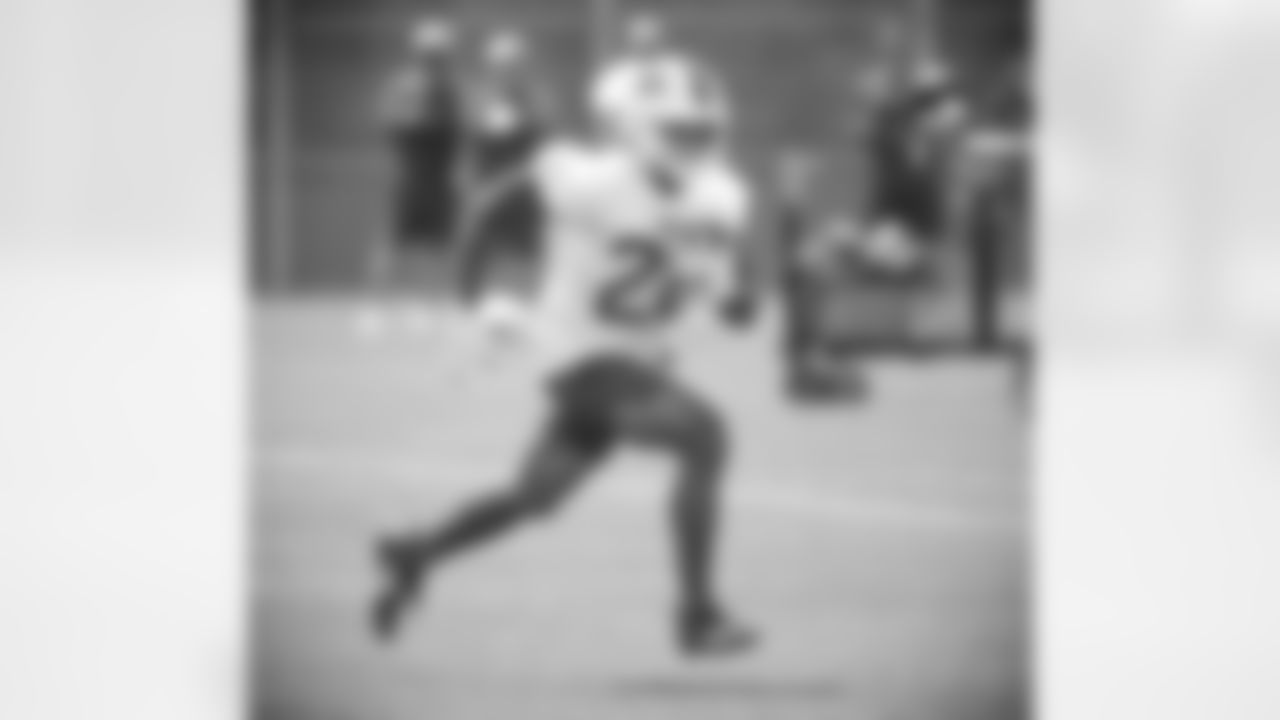 Matt Breida (22). Buffalo Bills Organized Team Activity. June 1, 2021. Photo by Bill Wippert