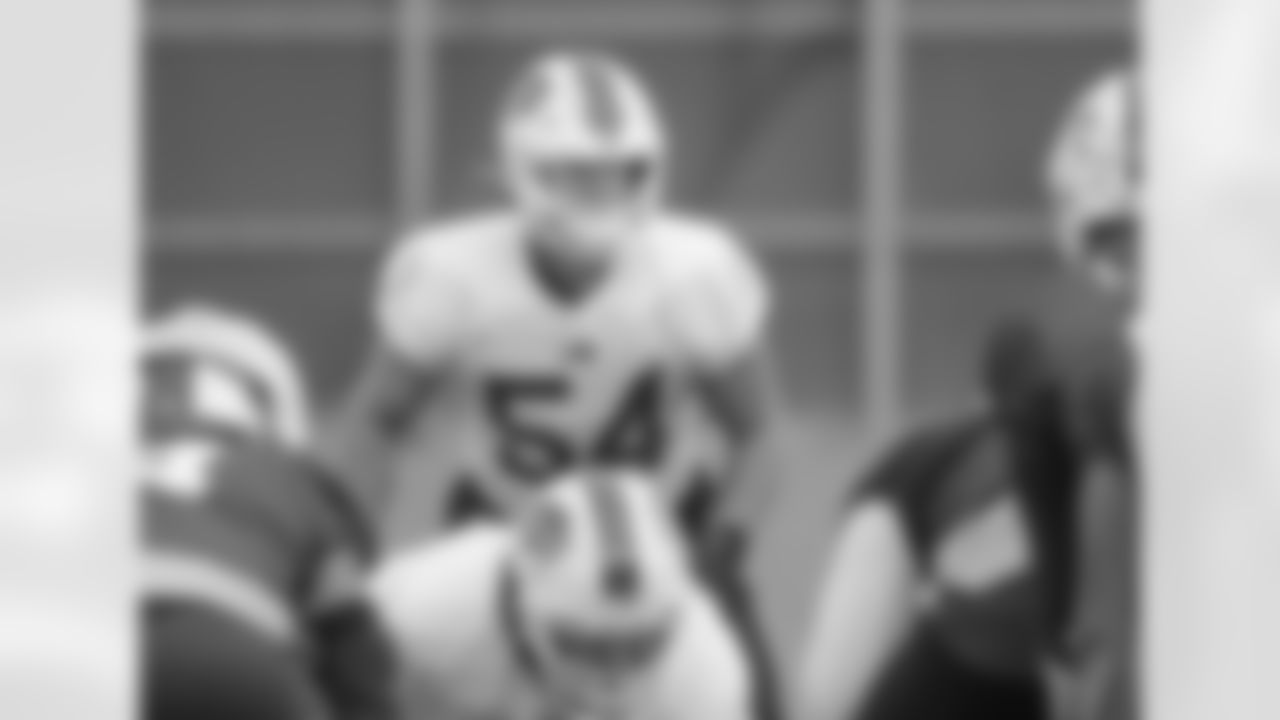 A.J. Klein (54). Buffalo Bills Week 13 practice, December 3, 2021. Photo by Bill Wippert