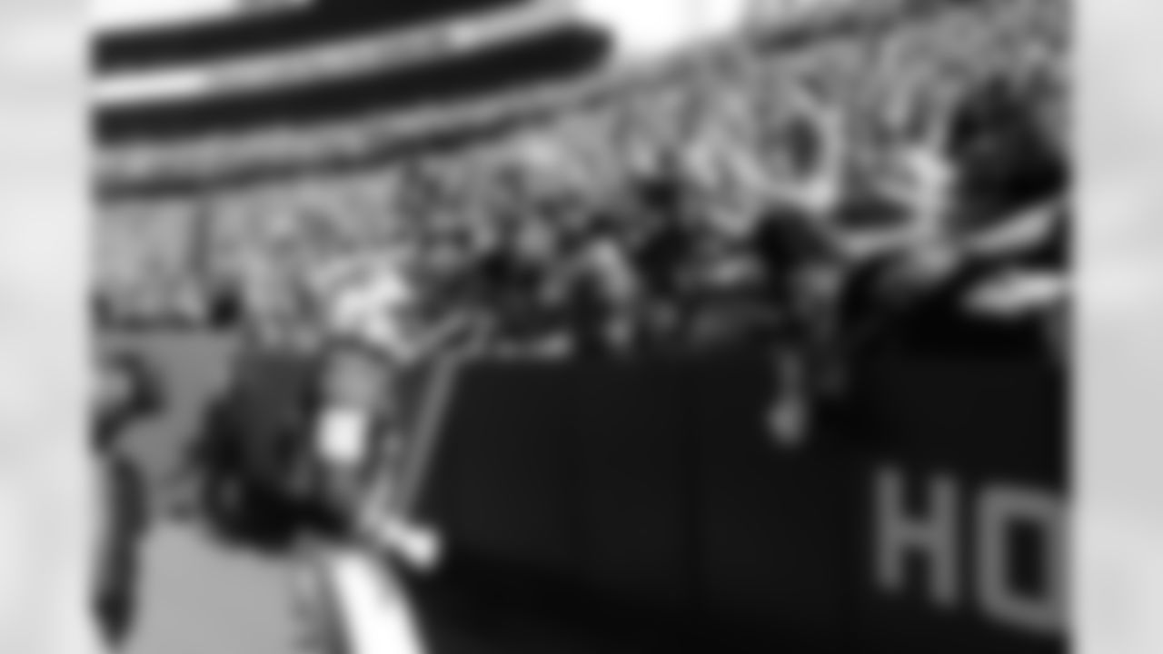 Buffalo Bills vs Miami Dolphins, Regular Season, October 01, 2023 at Highmark Stadium.