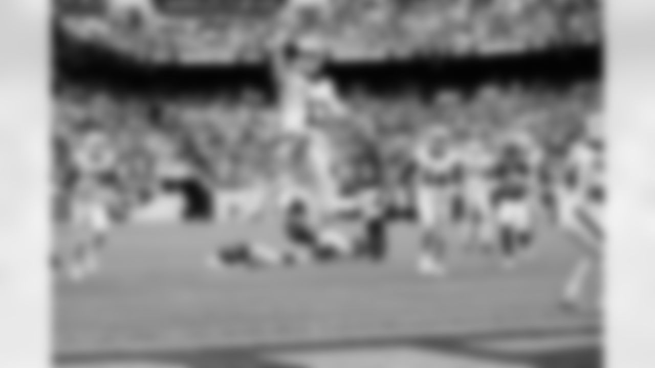 Washington Commanders vs Buffalo Bills, Regular Season, September 24, 2023 at FedEx Field.