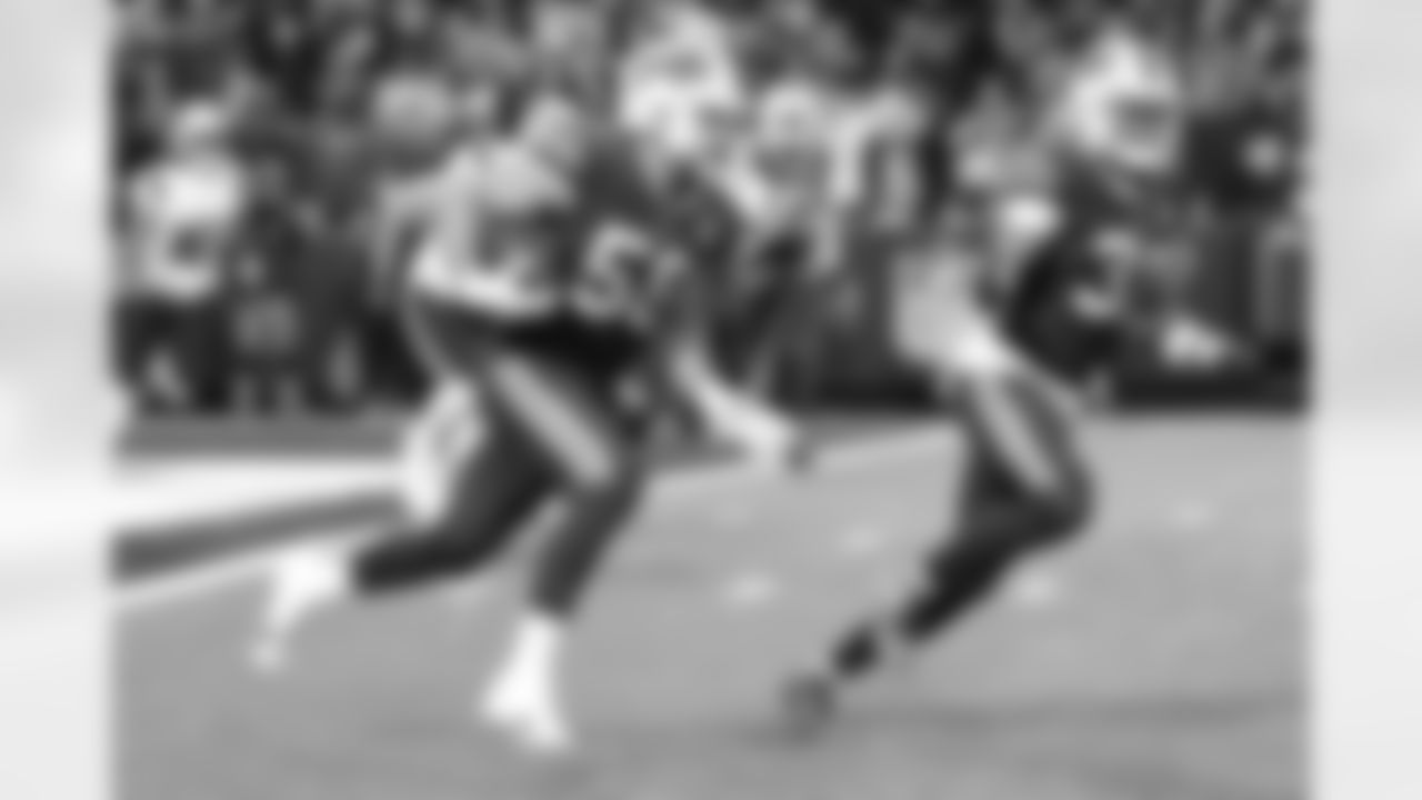 Buffalo Bills vs New England Patriots, Week 18, January 8, 2023 at Highmark Stadium.