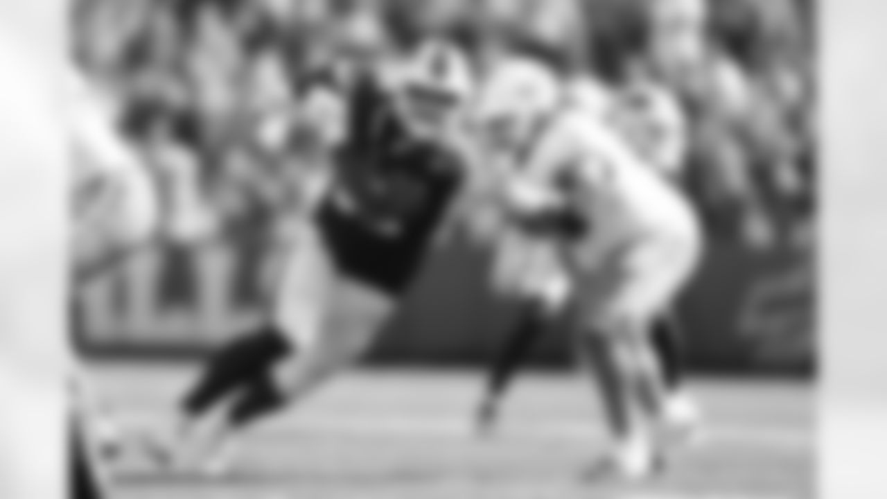 Buffalo Bills vs Miami Dolphins, Regular Season, October 01, 2023 at Highmark Stadium.