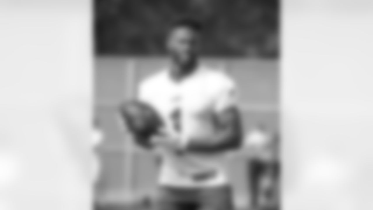 Emmanuel Sanders (1). Buffalo Bills Training Camp. July 28, 2021. Photo by Bill Wippert