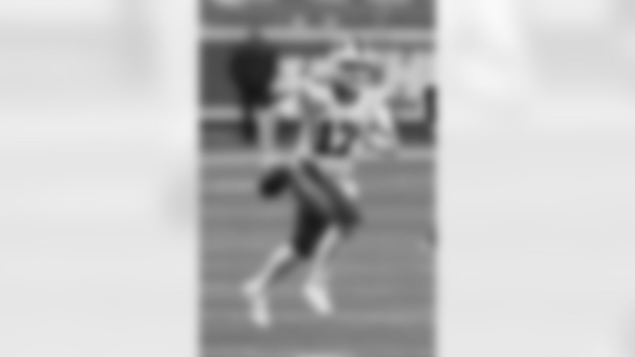 Josh Allen: Allen earned his first Pro Bowl nod and was named a second-team All Pro this season. He set Bills single-season franchise records for passing touchdowns (37), completions (396), 300-yard games (8), passer rating (107.2), completion percentage (69.2), passing yards (4,544) and total touchdowns (46). He is also the only player in NFL history with 4,000+ passing yards, 30+ passing touchdowns and 8+ rushing touchdowns in a season.