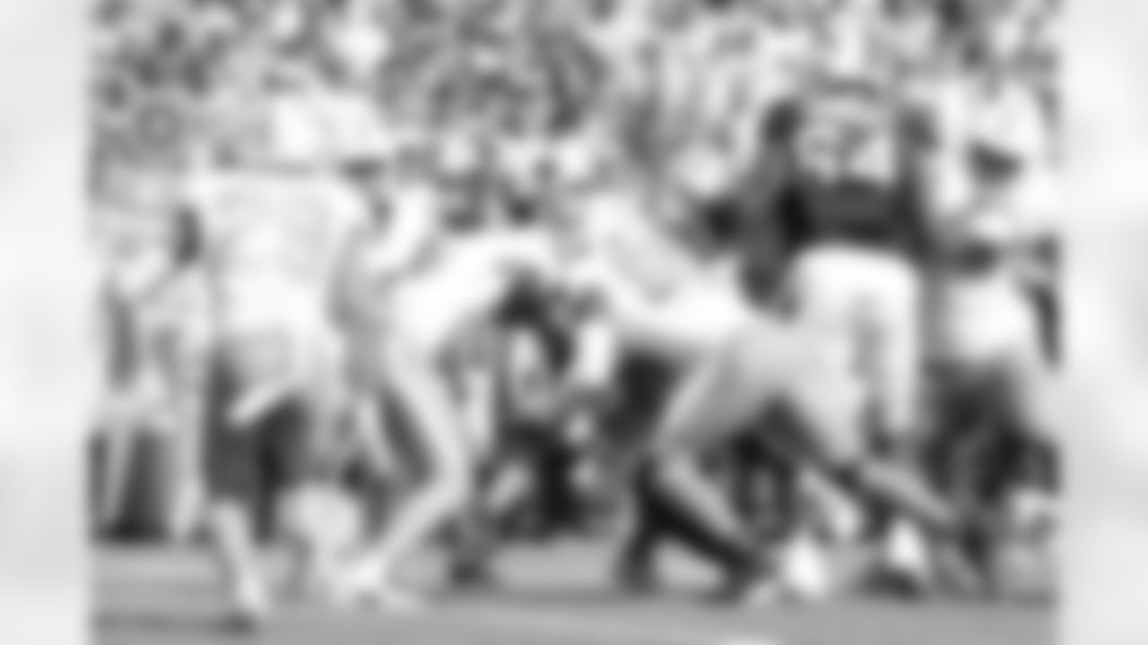Buffalo Bills vs Miami Dolphins, Regular Season, October 01, 2023 at Highmark Stadium.
