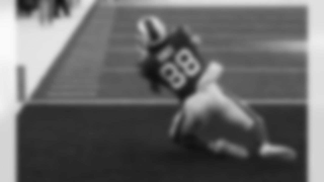 Dawson Knox (88) touchdown. Buffalo Bills vs. Indianapolis Colts, Super Wild Card Game, January 9, 2021 at Bills Stadium.
Photo by Sara Schmidle
