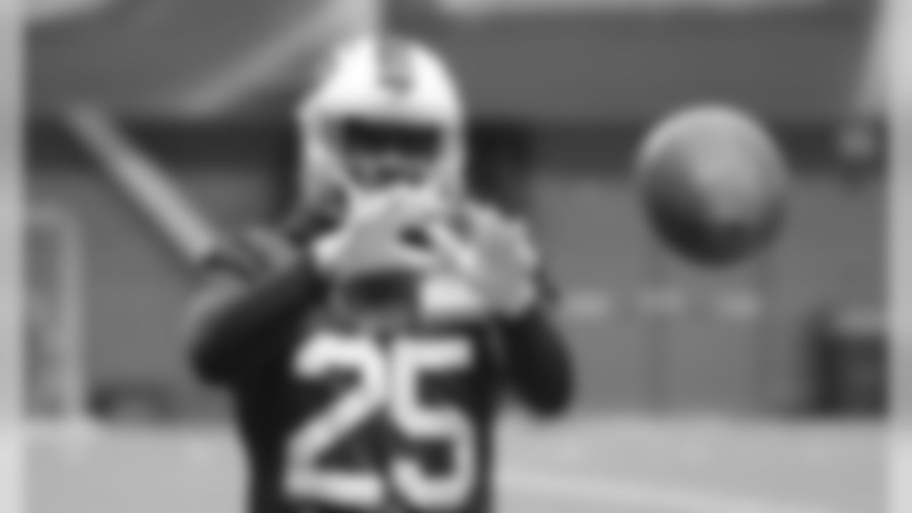 LeSean McCoy #25, RB