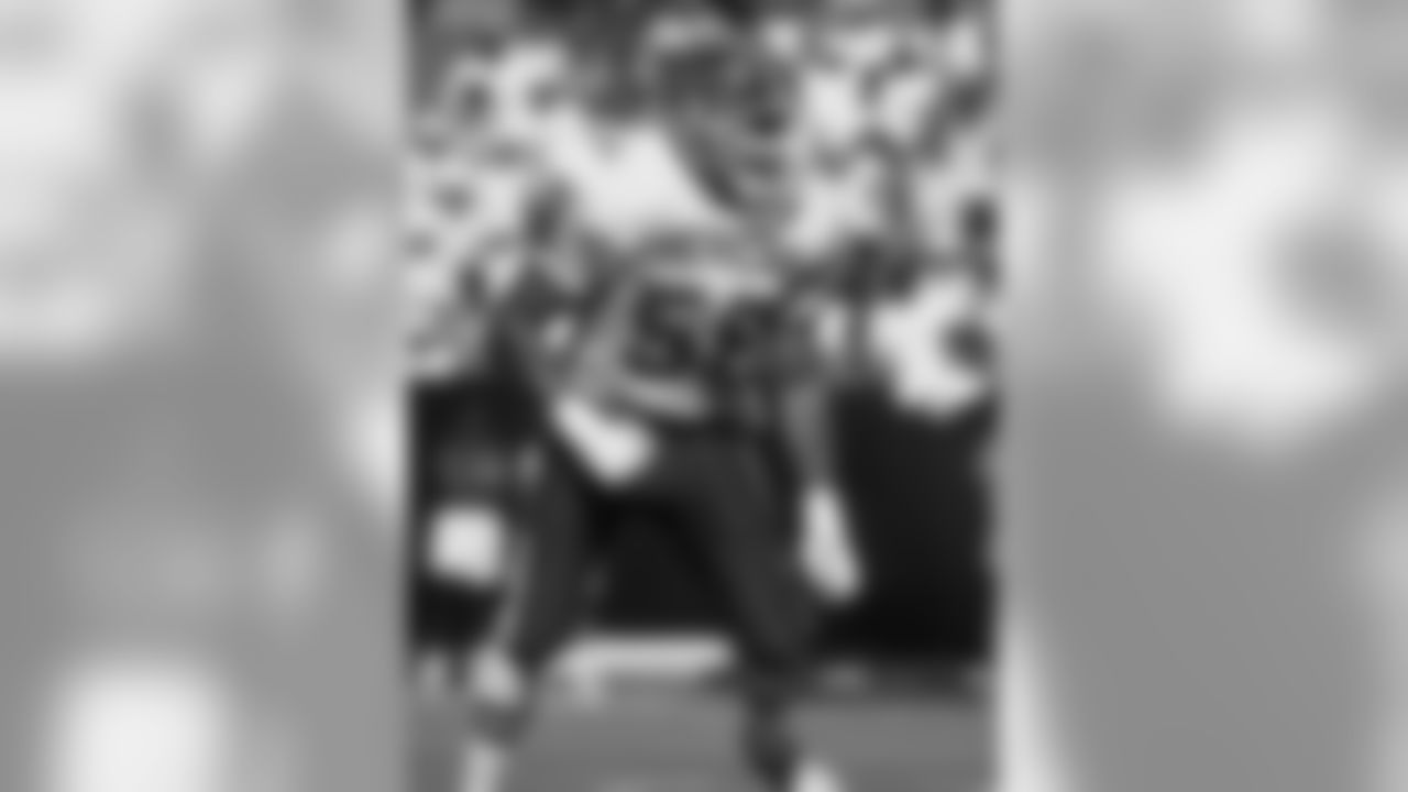 LB Shane Conlan (1989)