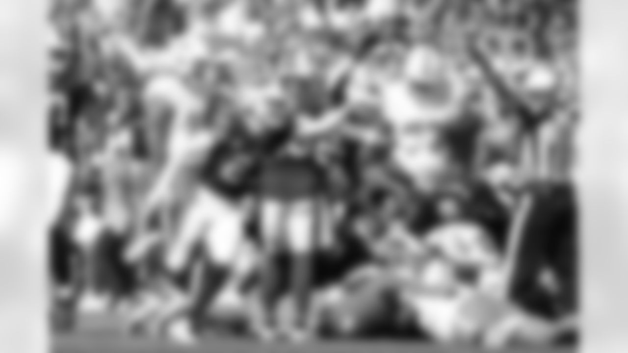 Buffalo Bills vs Miami Dolphins, Regular Season, October 01, 2023 at Highmark Stadium.