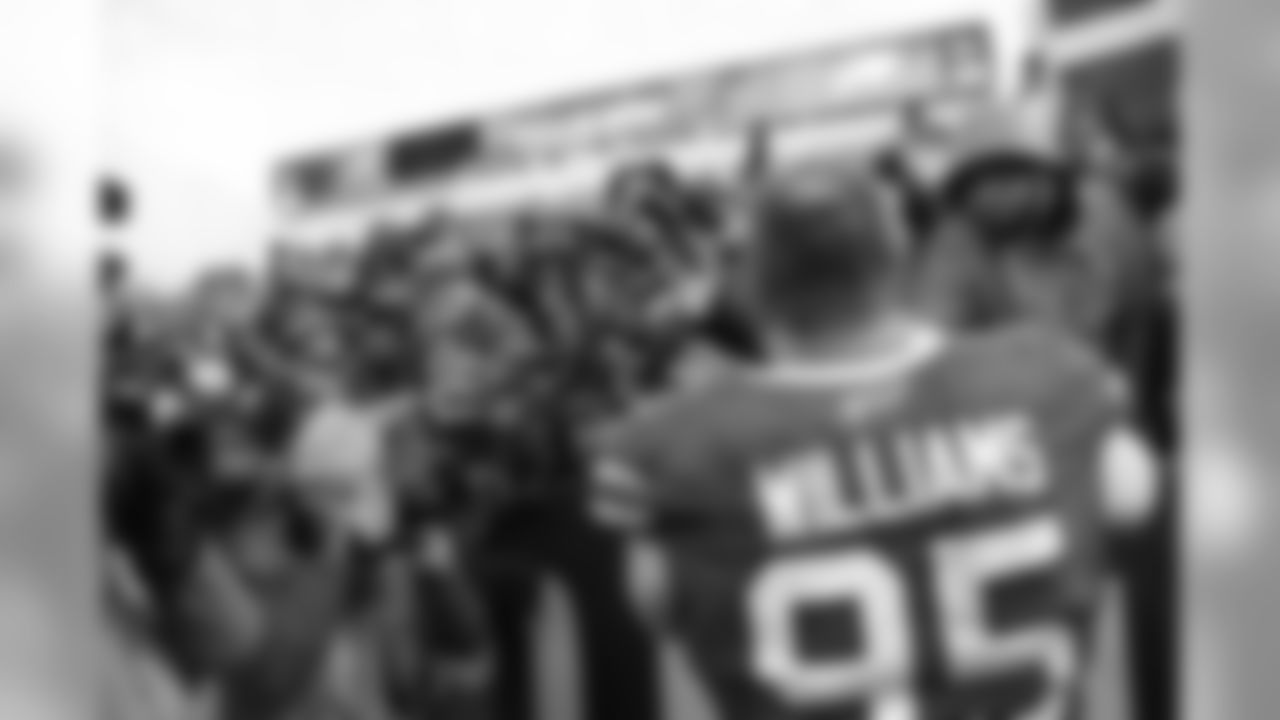 Buffalo Bills defensive tackle Kyle Williams (95) Buffalo Bills vs Miami Dolphins at New Era Field, December 30, 2018. Photo by Sara Schmidle