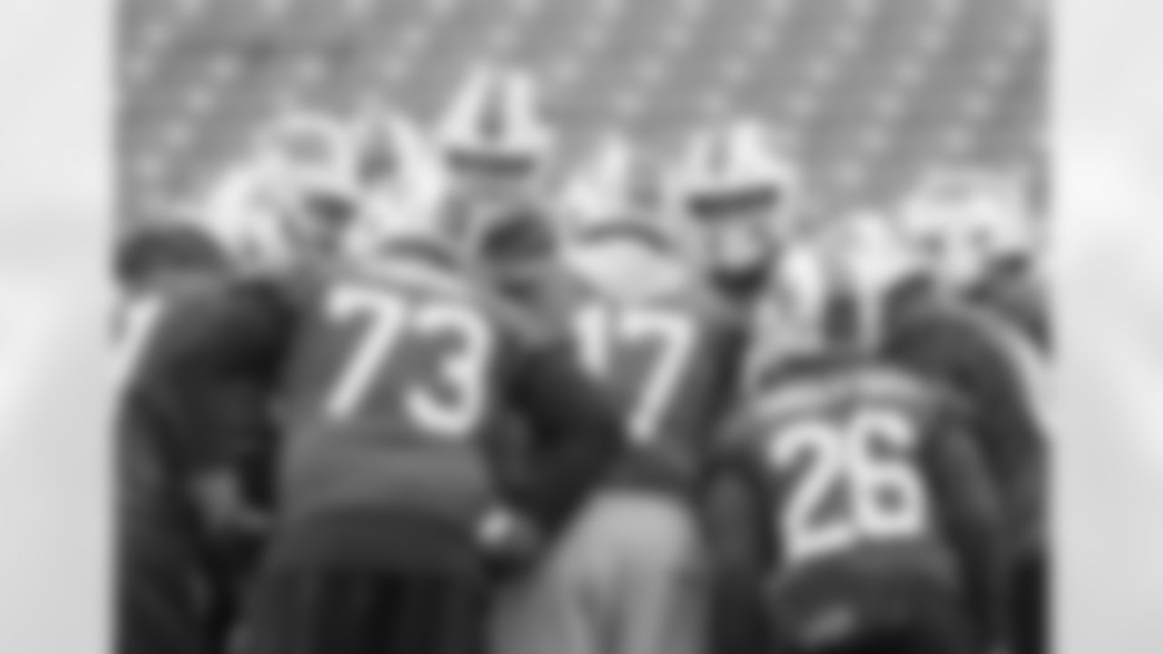 Buffalo Bills Week 17 practice, December 30, 2021. Photo by Bill Wippert