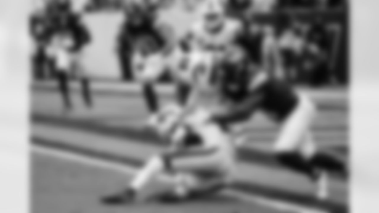Washington Commanders vs Buffalo Bills, Regular Season, September 24, 2023 at FedEx Field.